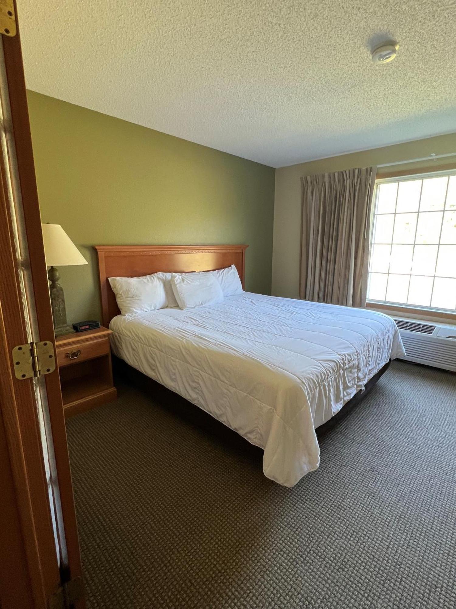 Country Motel 3*